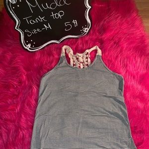 Strip lace tank top